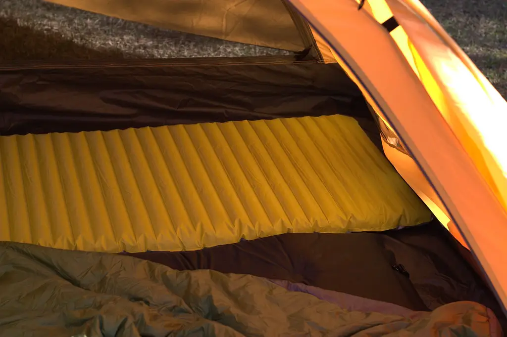 tent that fits queen mattress