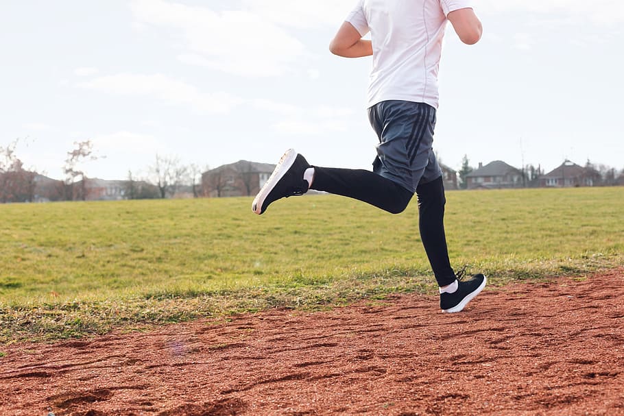 how fast does the average person run