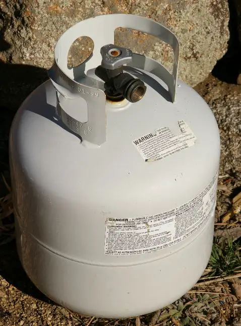 20 pound propane tank