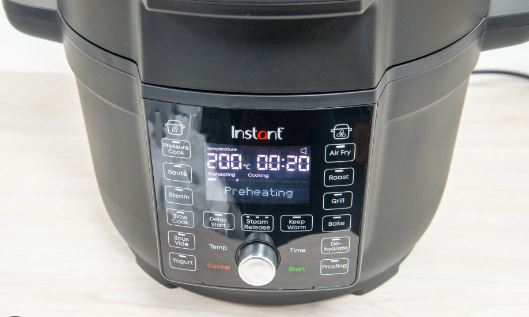 instant pot powered on