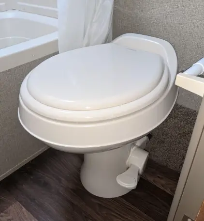 rv keystone toilet